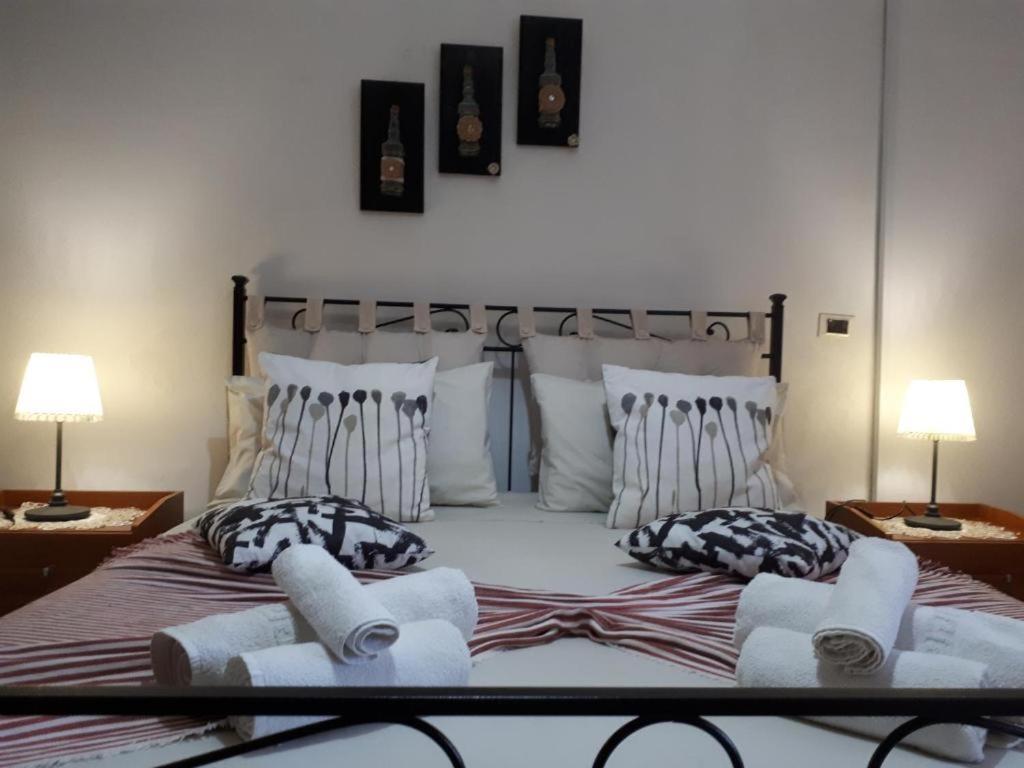 La Casa Re Basuli Villa Noto Buitenkant foto