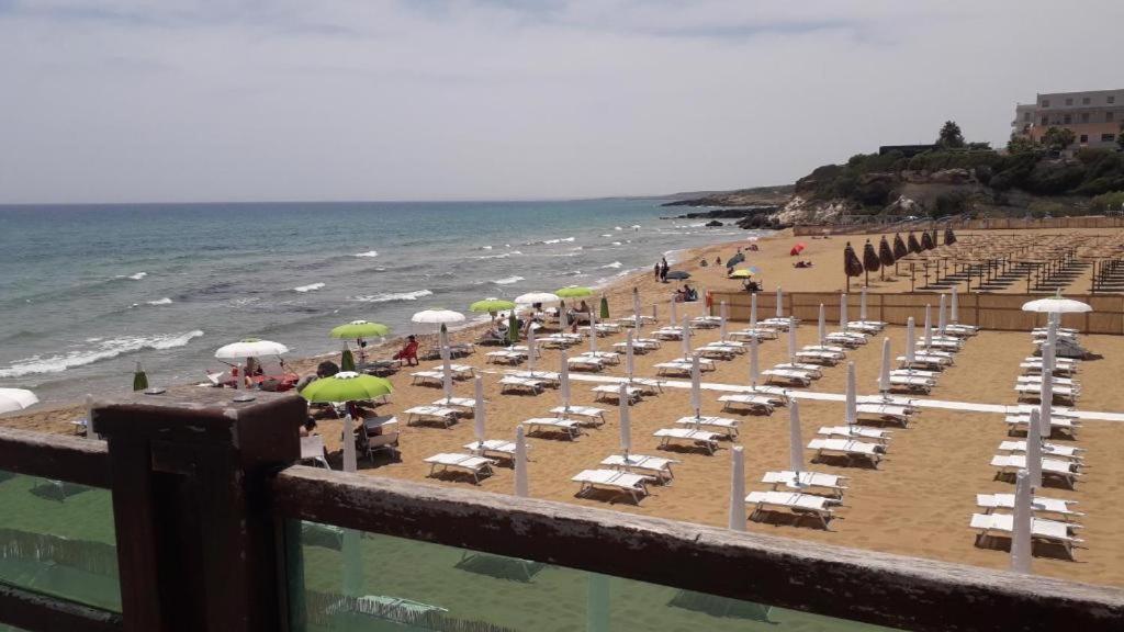 La Casa Re Basuli Villa Noto Buitenkant foto